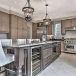 4227 Kane Crescent - Kitchen